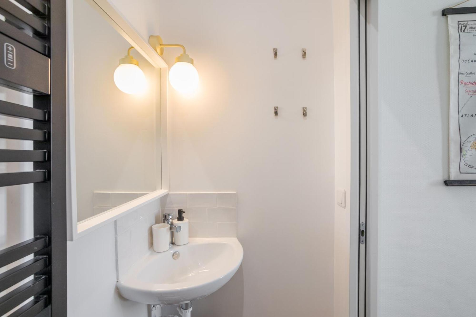 Les Carmelites - Appartements Dans L'Hyper-Centre De แรนส์ ภายนอก รูปภาพ